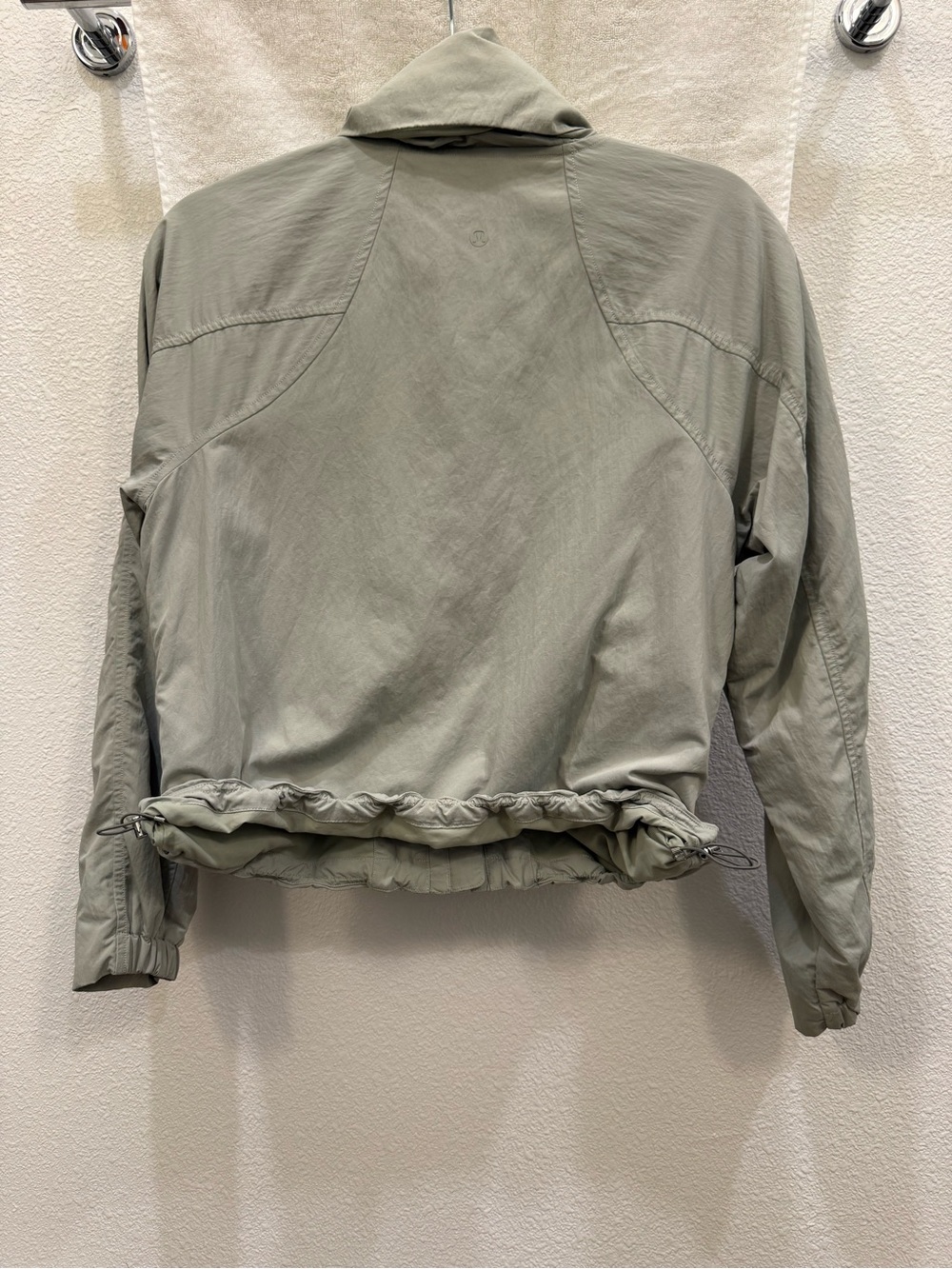lululemon athletica Light Sage Green Packable Jacket - Picture 6 of 6
